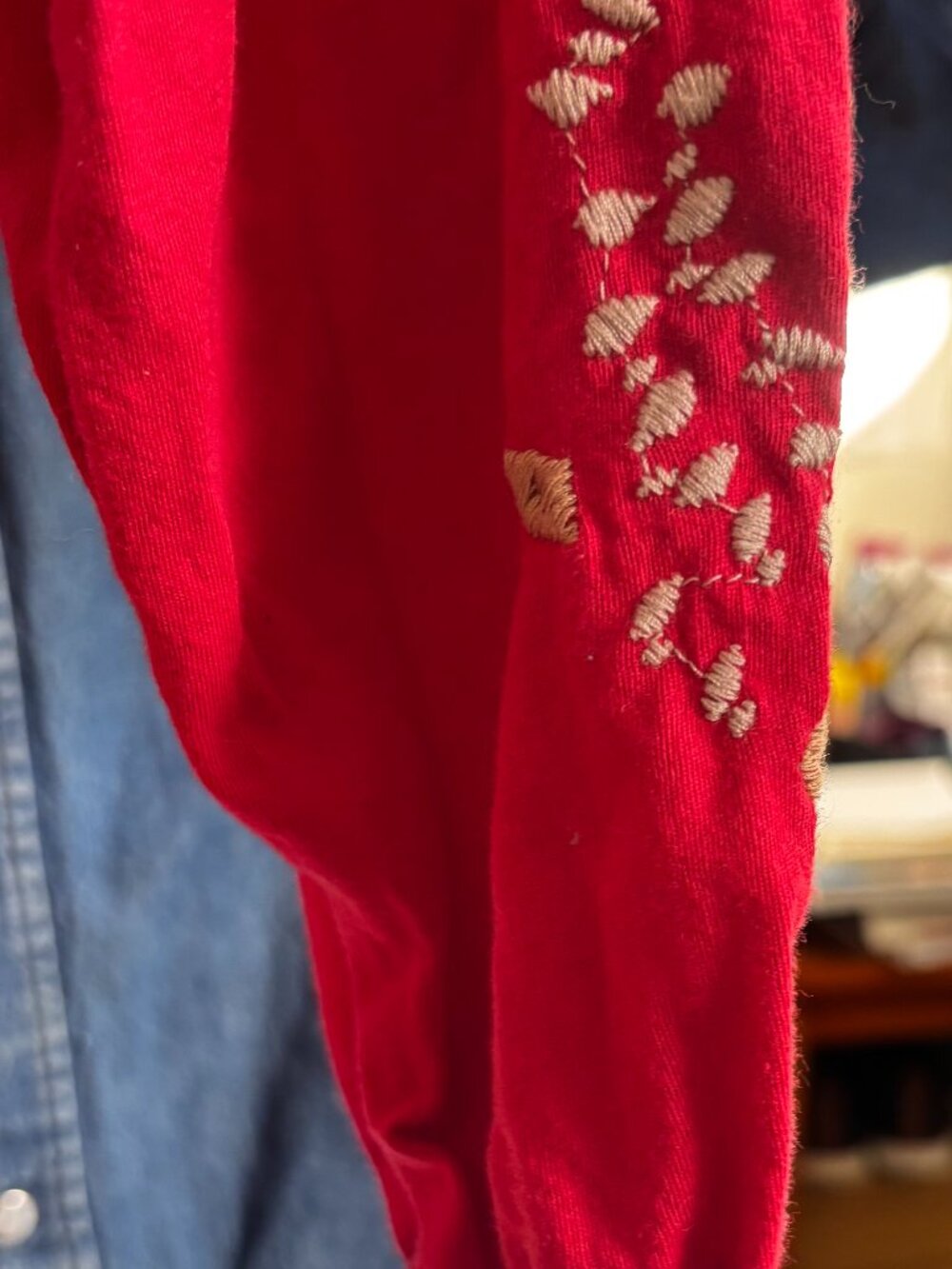 Johnny WAS Red Embroidered Long-Sleeve Tee with Heart Motifs S - Picture 5 of 7